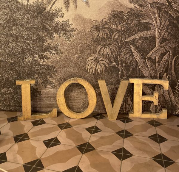 Lettres Love Cerise Noire