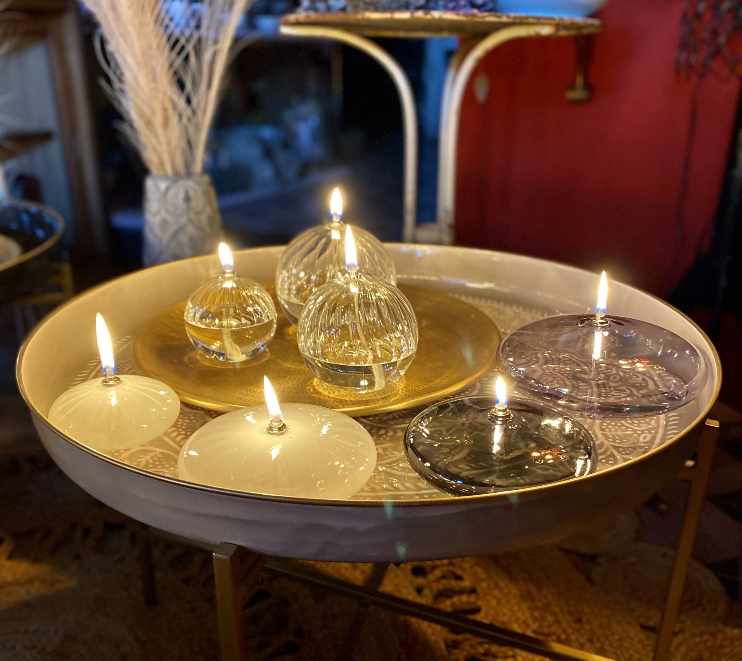 lampe a huile striee blanche cerise noire lampe a huile striee blanche cerise noire