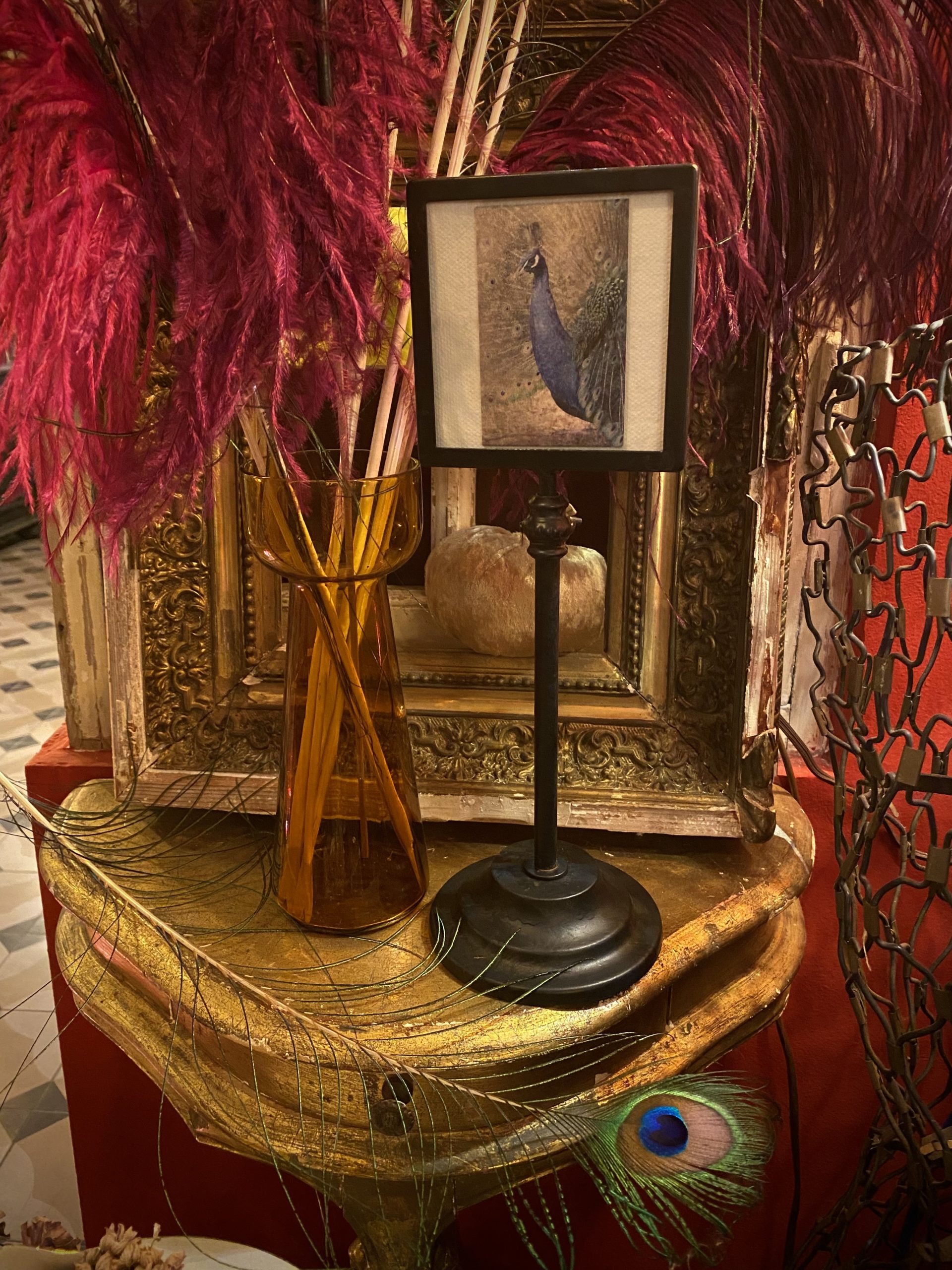 porte photo sur pied cerise noire porte photo sur pied cerise noire