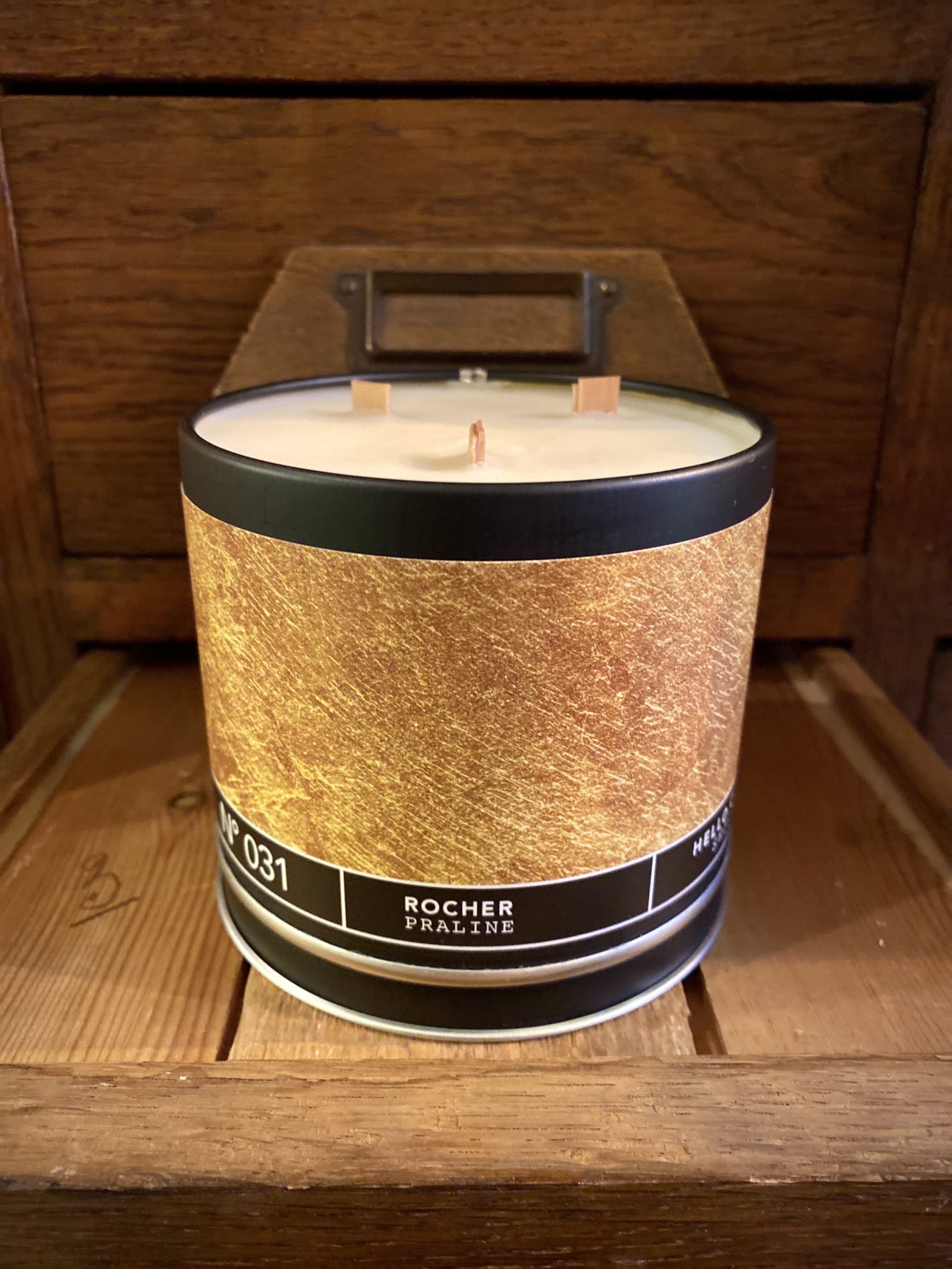 bougie rocher praline gd cerise noire