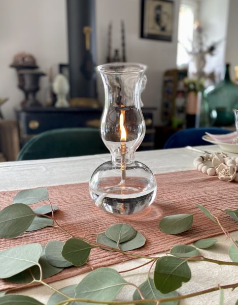 lampe a huile lanterne cerise noire