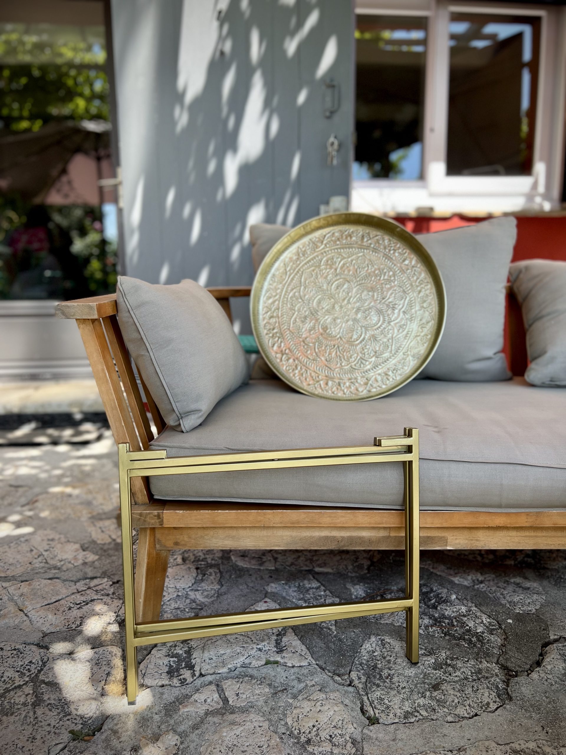 plateau berbere et son pied or plateau berbere et son pied or