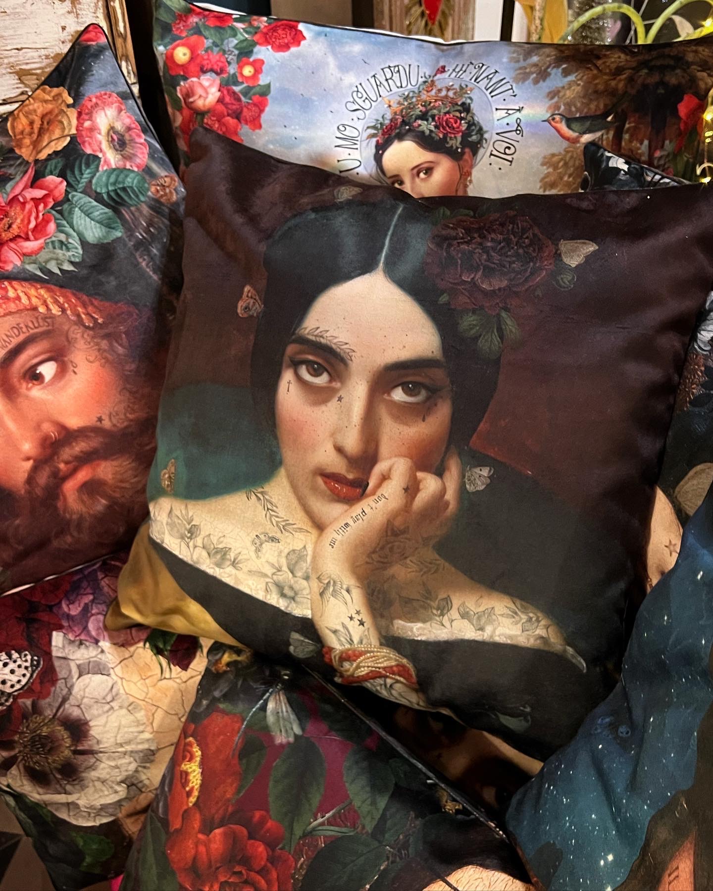 coussin voglio bene cerise noire clementine voglio bene cerise noire