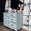 commode celadon cerise noire