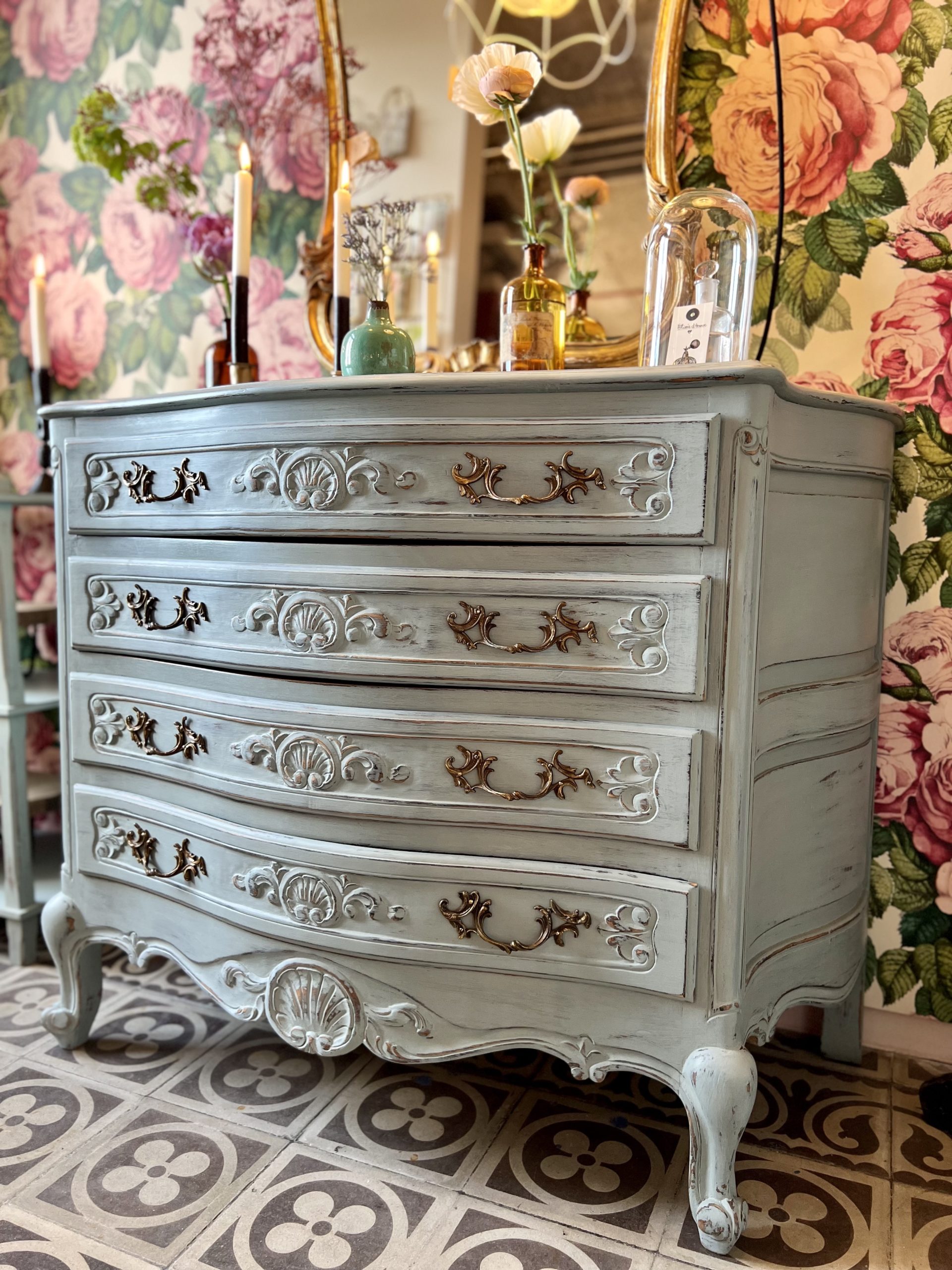 commode courbes cerise noire commode courbes cerise noire