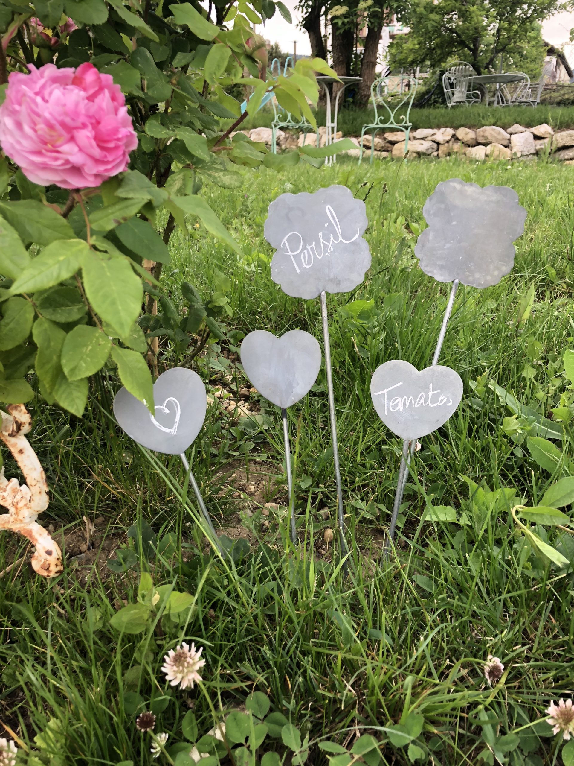 pic-fleurs-zinc pic-fleurs-zinc