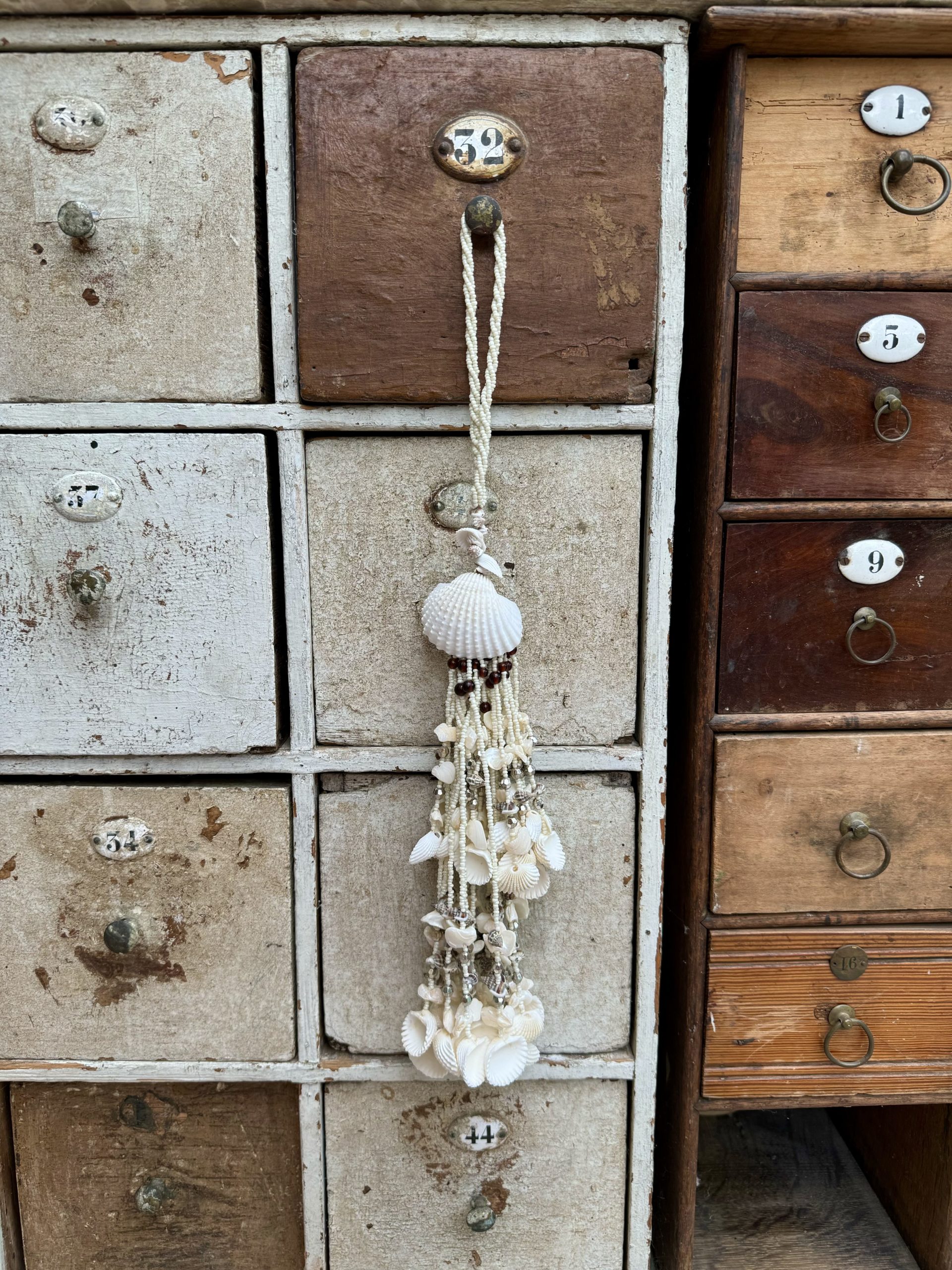 pompon-coquillages pompon-coquillages