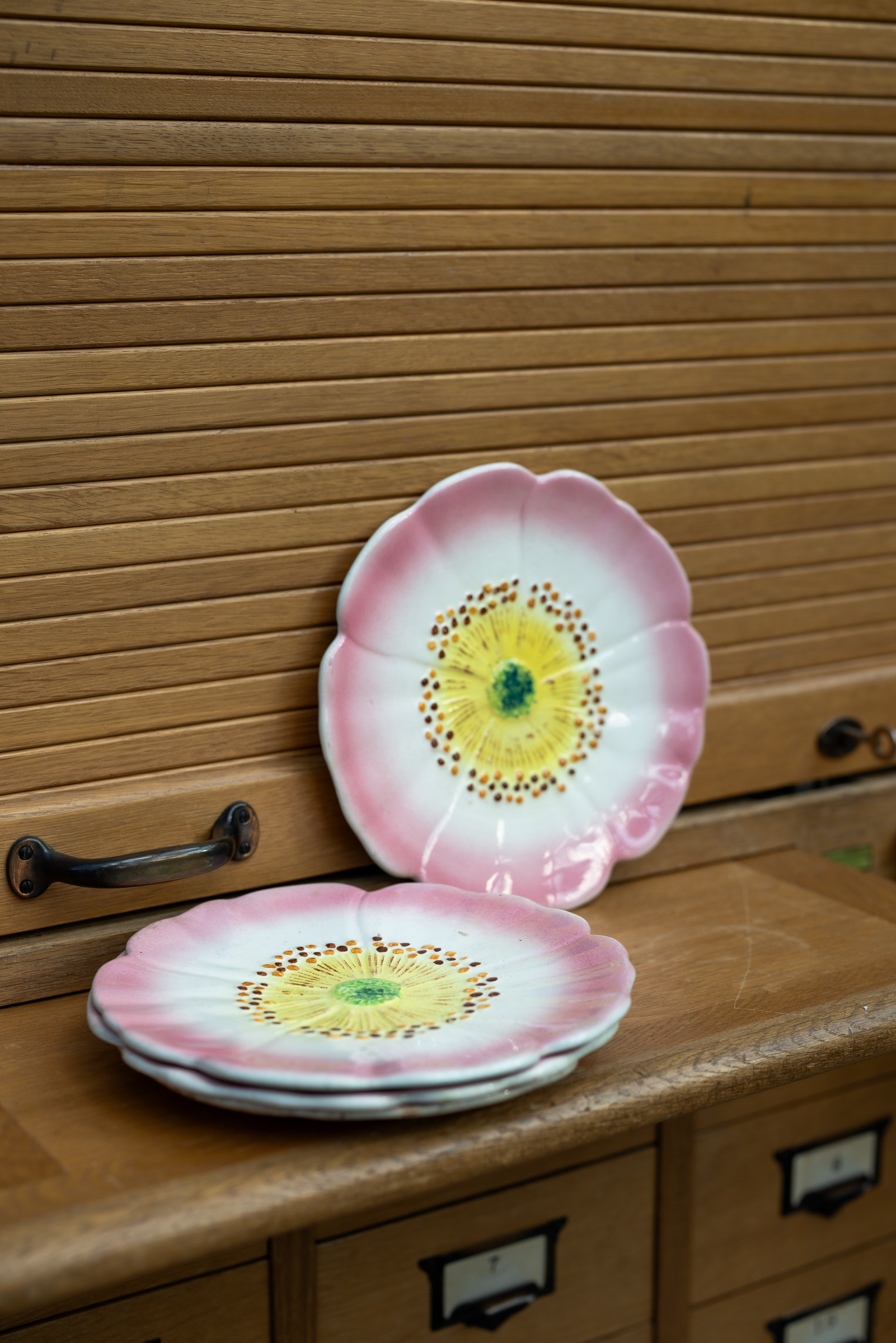 assiettes-fleurs-art-nouveau