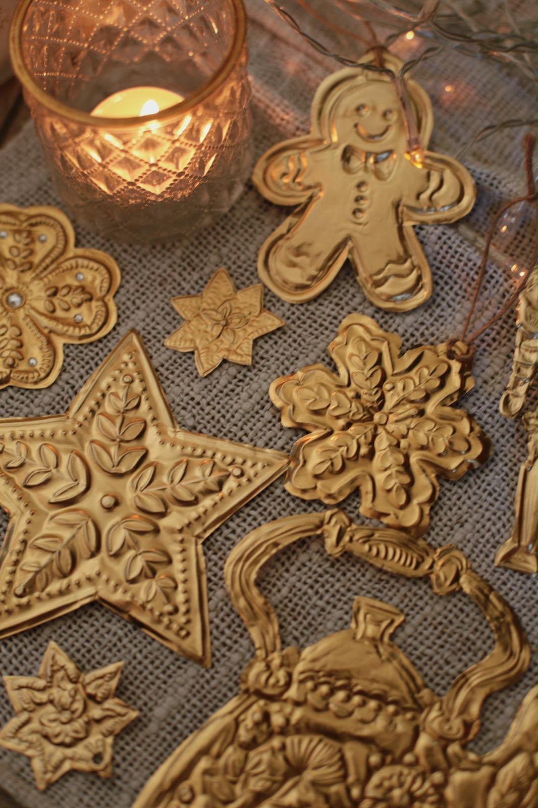 deco-noel-metal-repousse