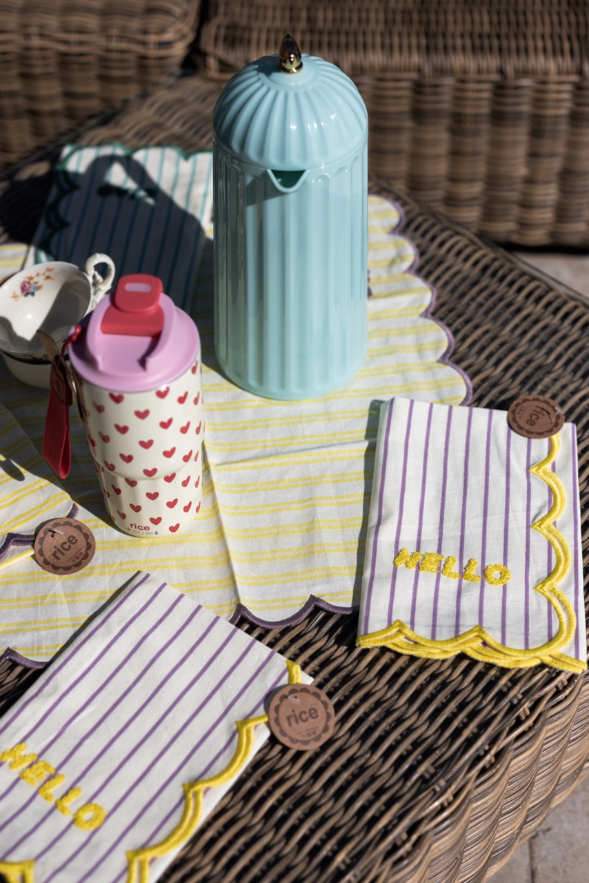 serviette-table-hello